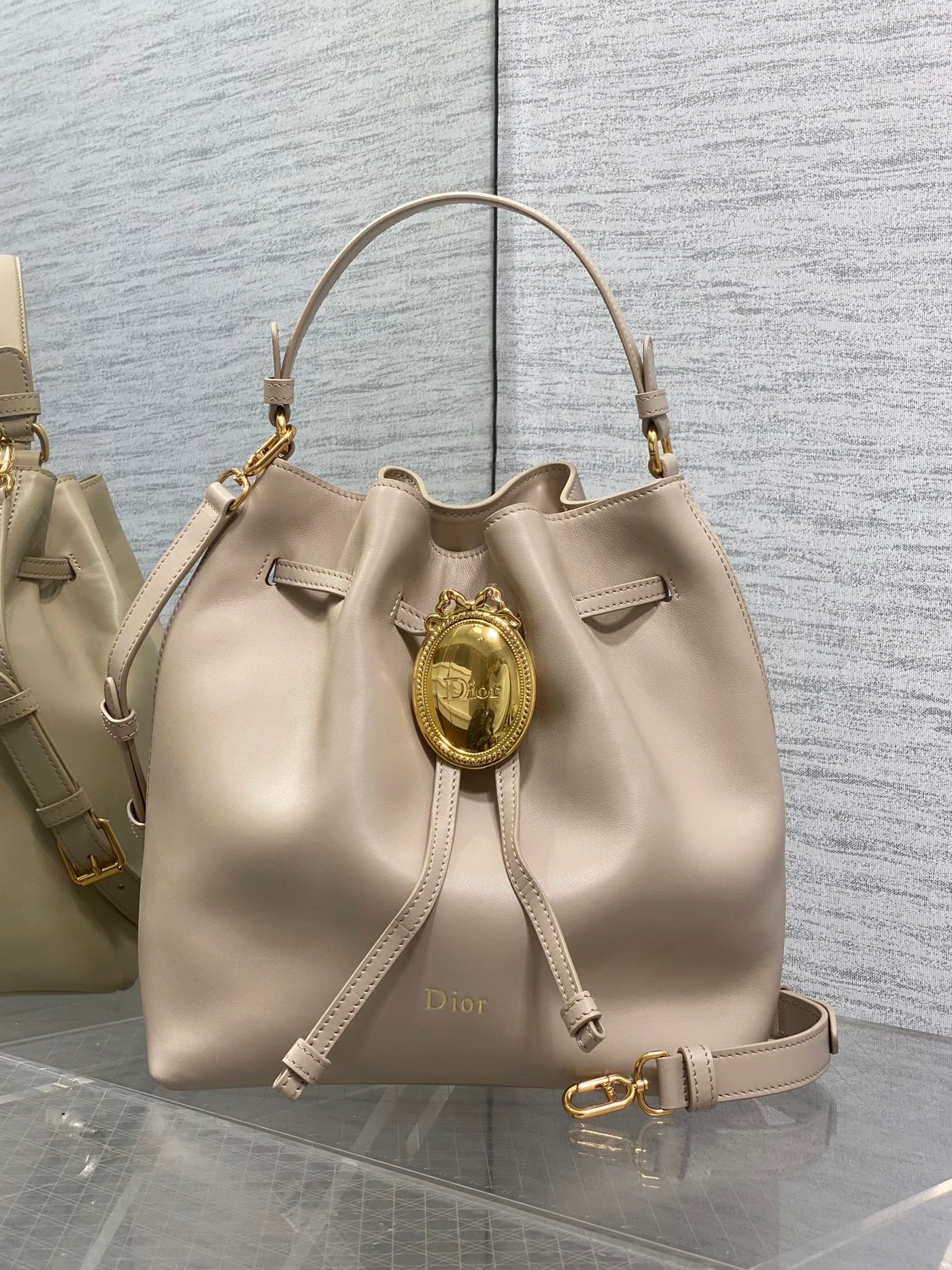 حقيبة ديور الفاخرة 19 - 1